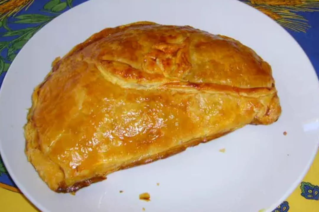Feuilleté aux restes de viande