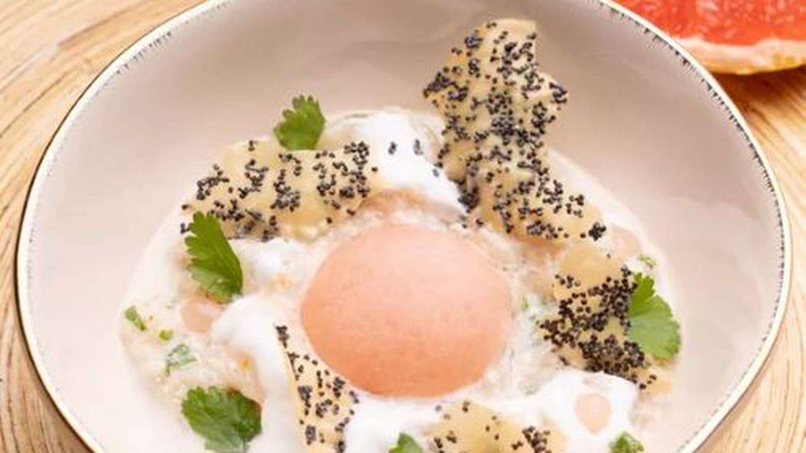 Ceviche de cabillaud au pamplemousse de Floride et lait de coco