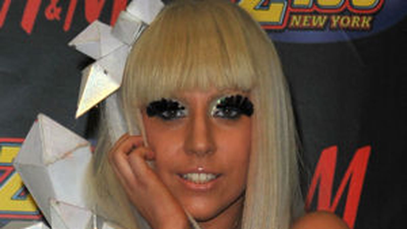 Lady Gaga avec frange