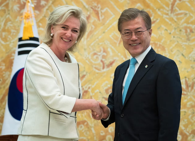 Astrid de Belgique aux côtés du Président Sud Coréen Jae-In Moon