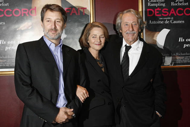 Avec Antoine de Caunes et Jean Rochefort pour la pi&egrave;ce "D&eacute;saccord Parfait" en 2006