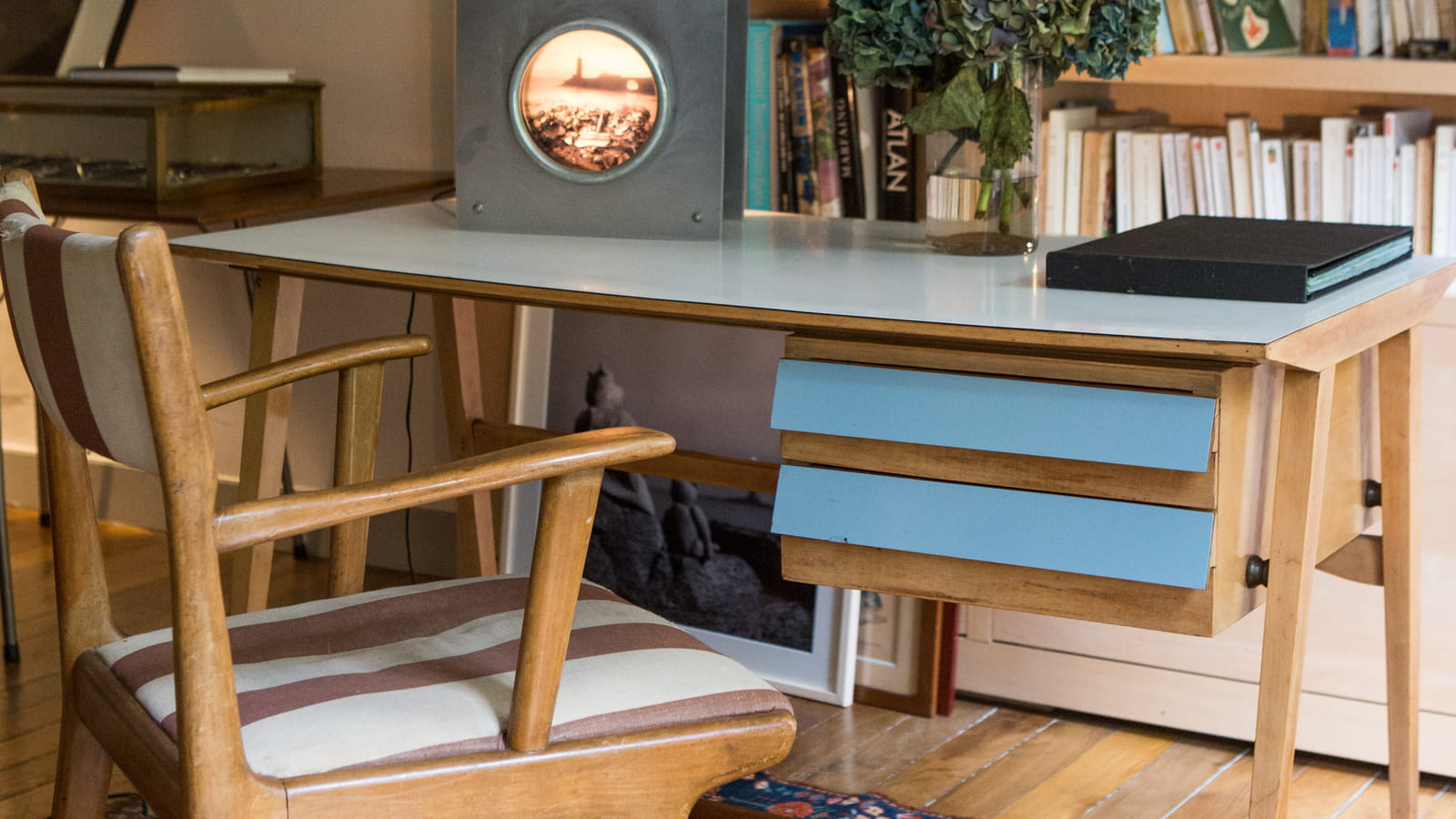 Bureau chiné