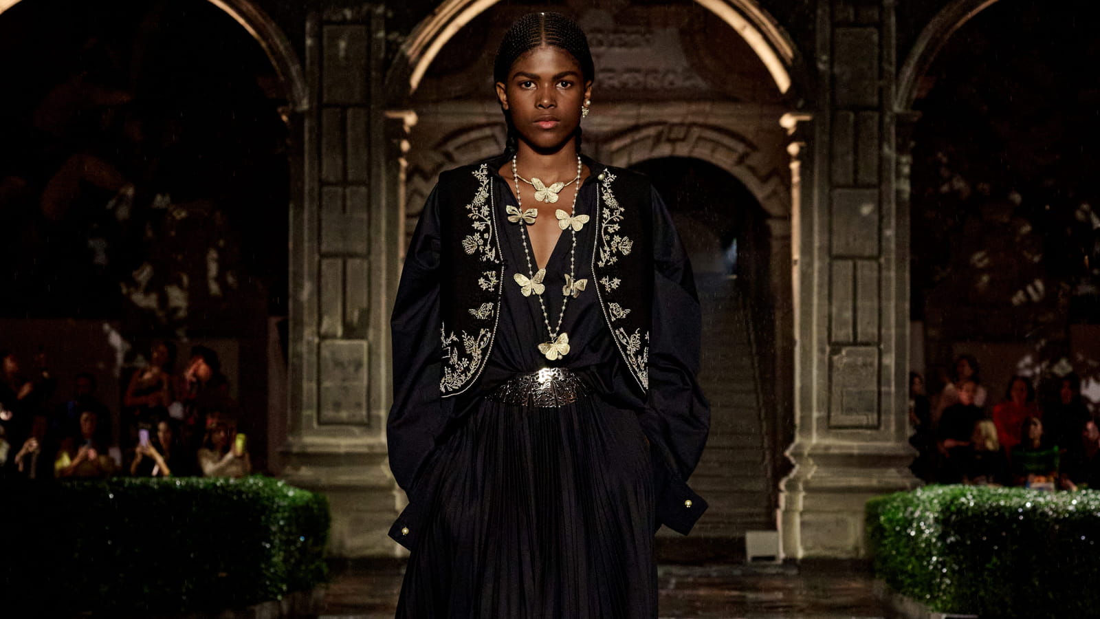 Look 34
