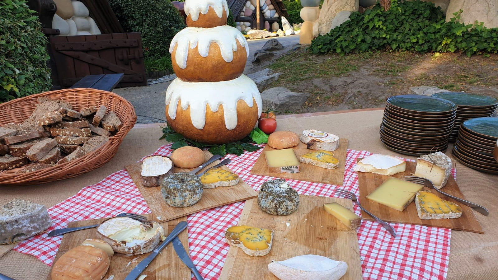 Le "grand" plateau de fromages du banquet gaulois