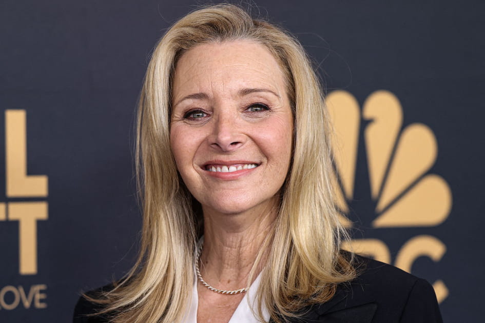 Le mi-long au brushing discret de Lisa Kudrow