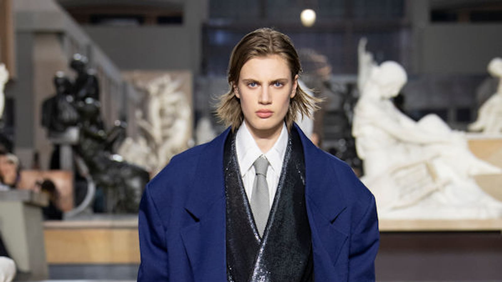 Look 26