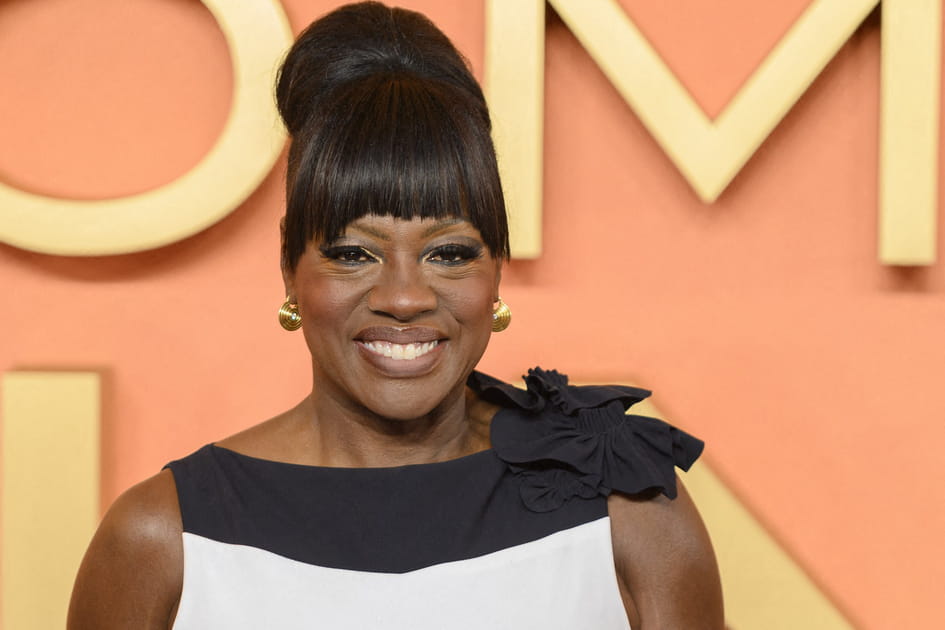 Les cheveux bruns et le chignon &agrave; frange de Viola Davis