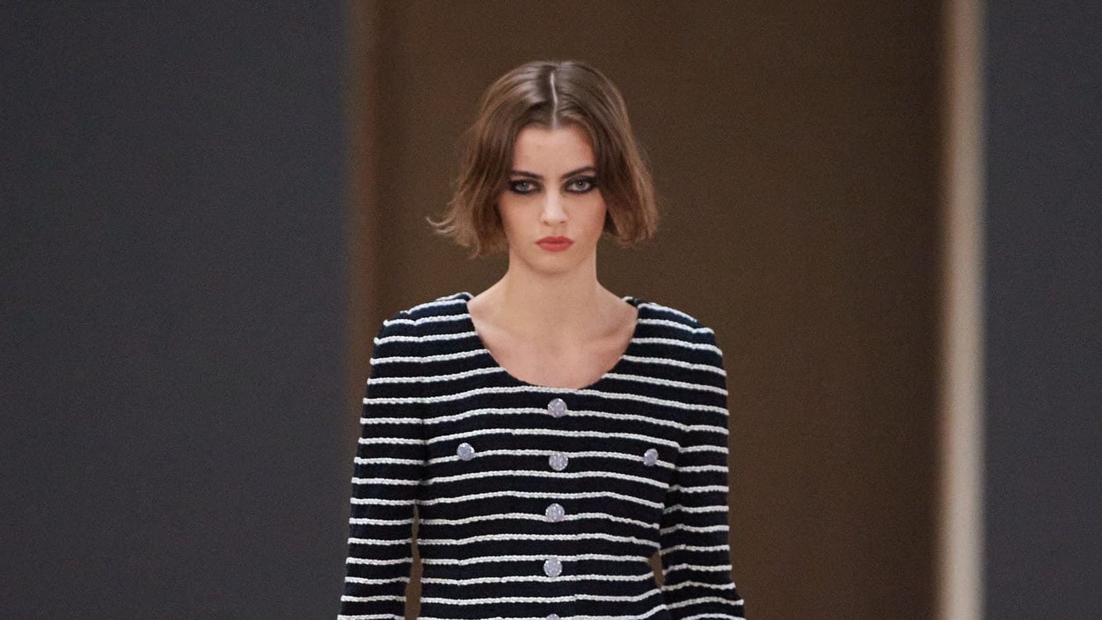 Look 17