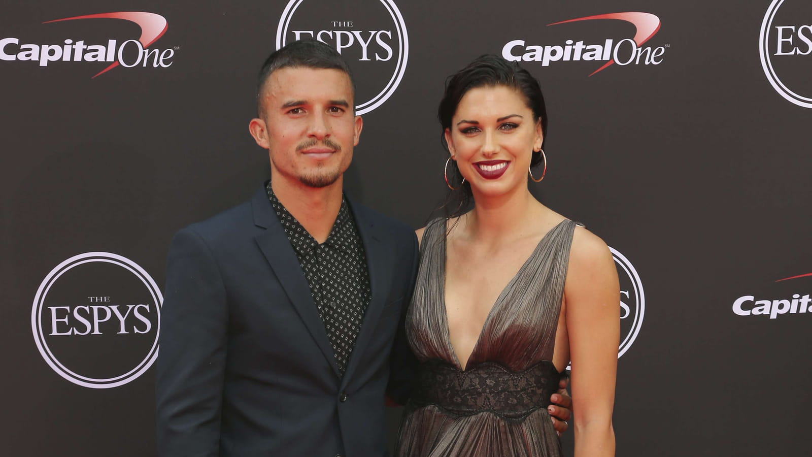 Servando Carrasco et Alex Morgan