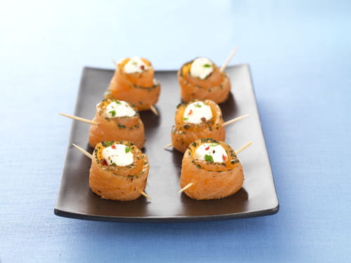 Bouchées de saumon au chèvre frais et basilic