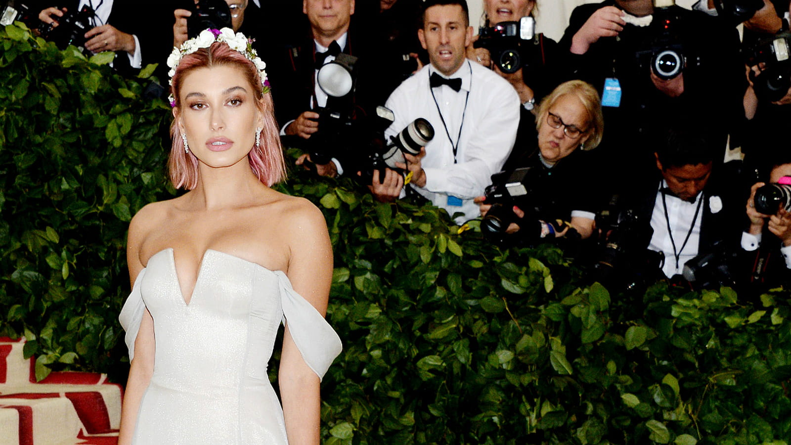 Hailey Baldwin 