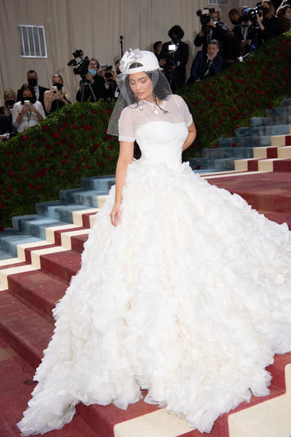 Kylie Jenner en robe Off-White