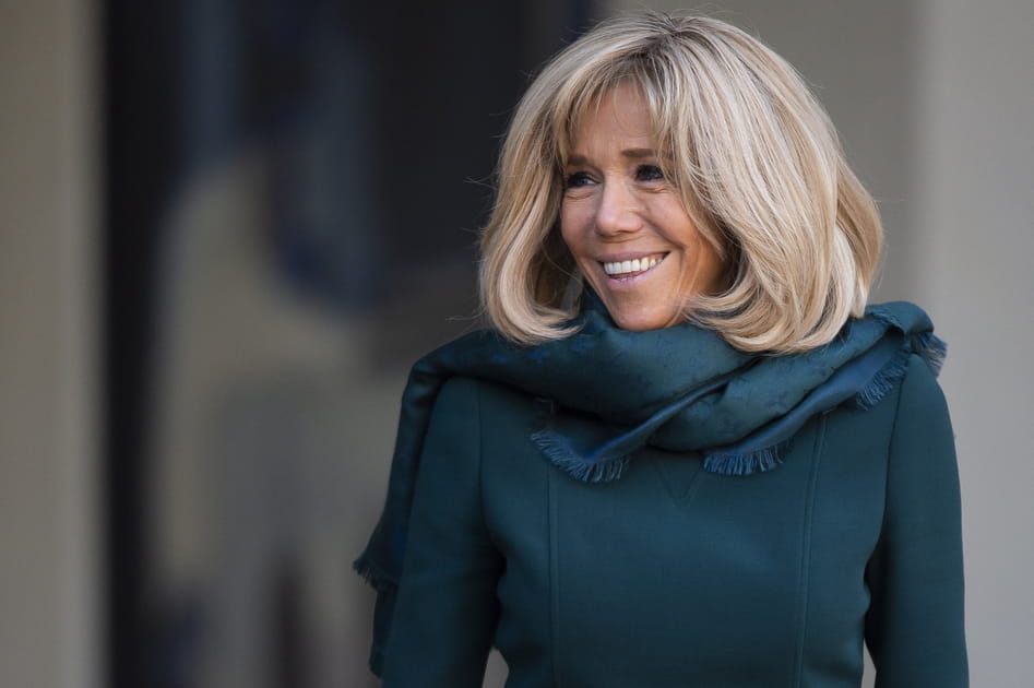 Brigitte Macron, discr&egrave;te avec son balayage lumineux