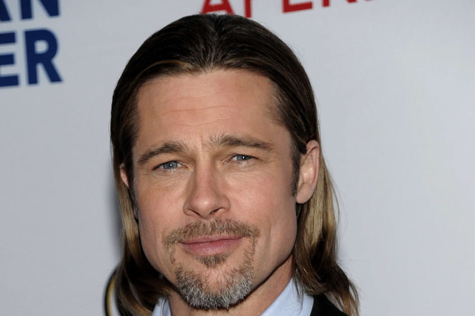 Les cheveux extra lisses de Brad Pitt