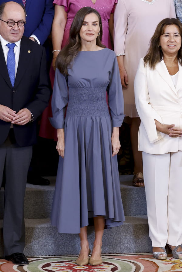 letizia-espagne-jupe asymétrique