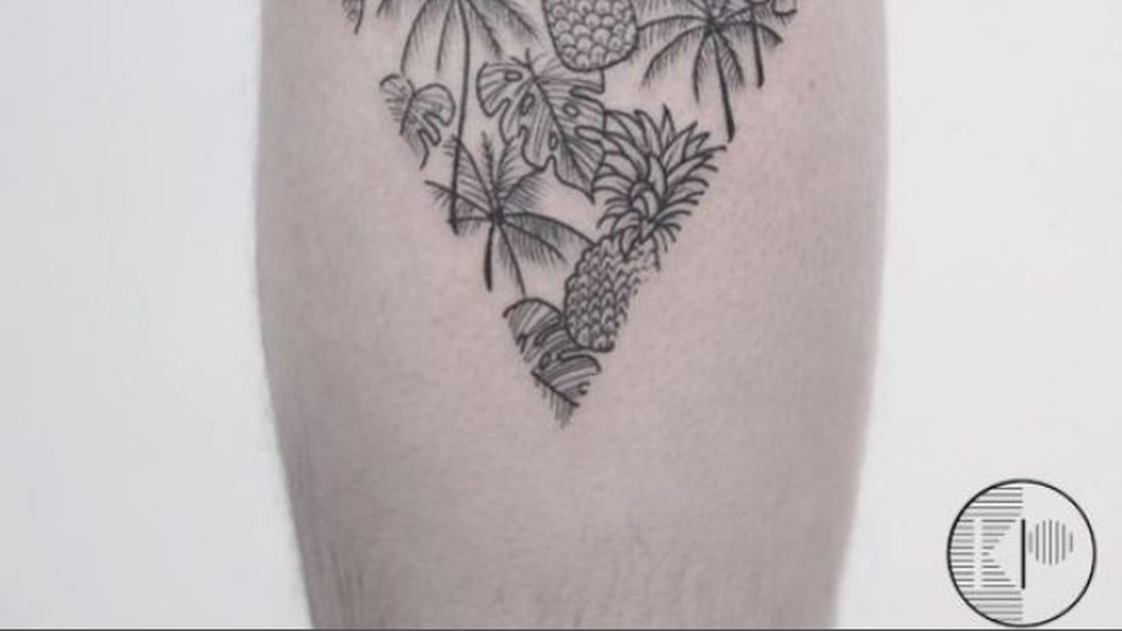 Triangle tropical sur le mollet