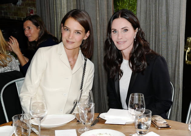Katie Holmes et Courteney Cox&nbsp;: d&icirc;ner aux chandelles