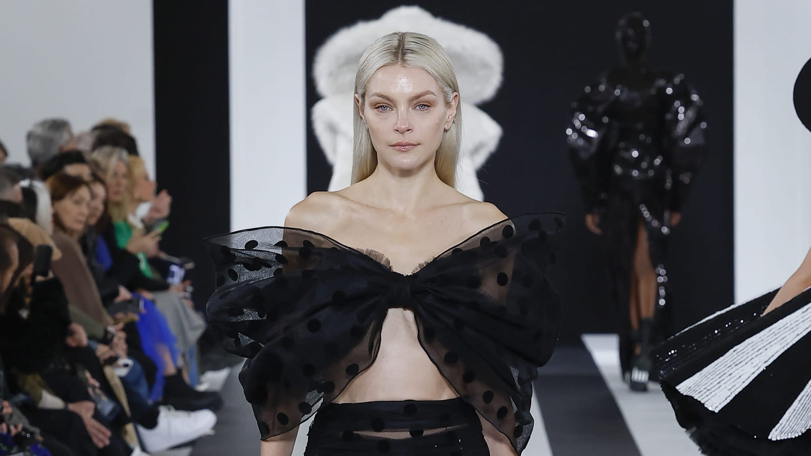 Look 33