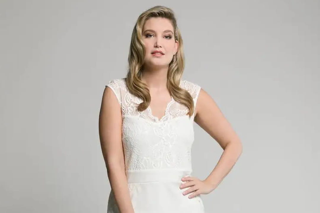 Robe de mariée grande taille et droite