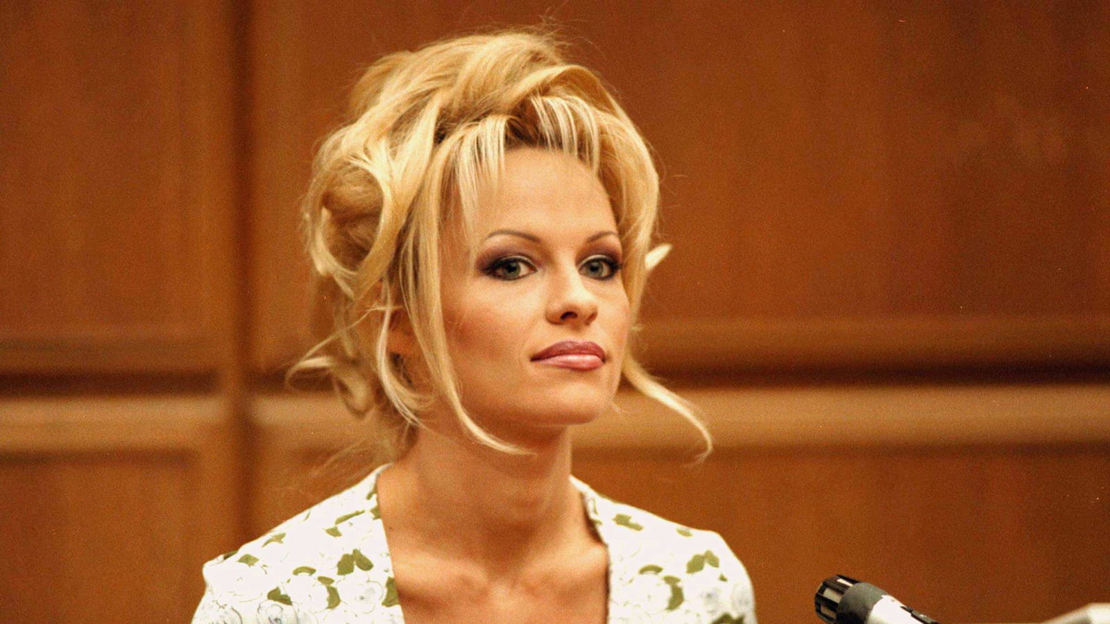 Pamela Anderson, 25 ans