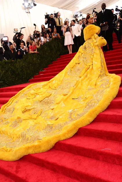 Rihanna au Met Gala 2015