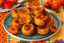 Petits gâteaux renversés aux abricots : Etape 3