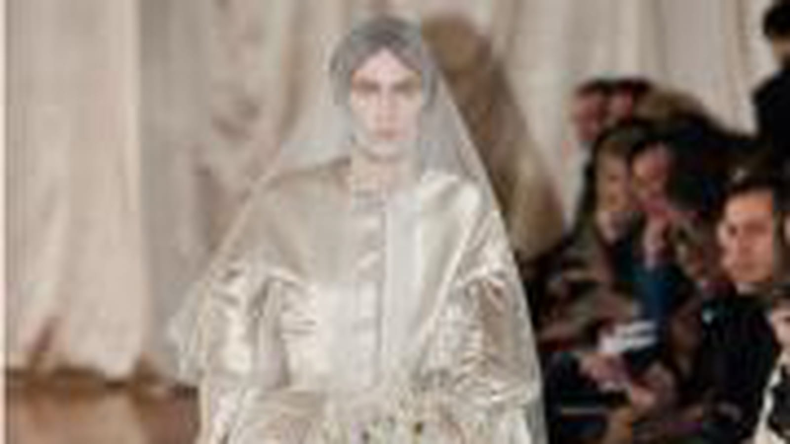 Une robe Corrie Nielsen