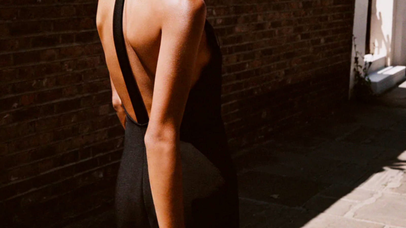 Robe dos nu Zara