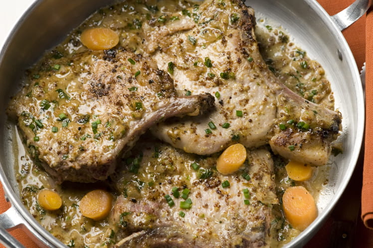 Côtes de porc à la moutarde et à l’estragon