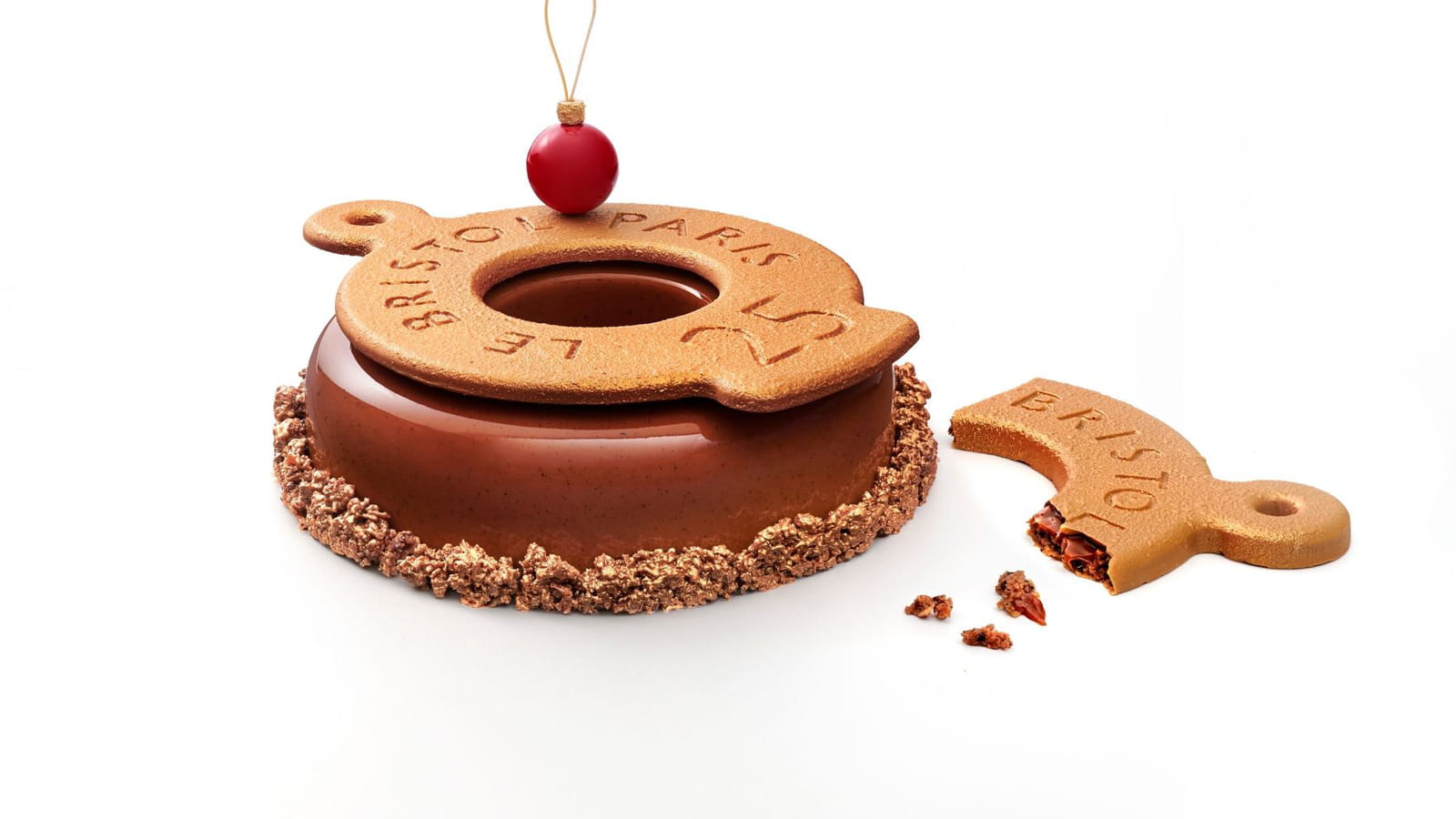 Entremet au grué de cacao et à la vanille du Bristol Paris 