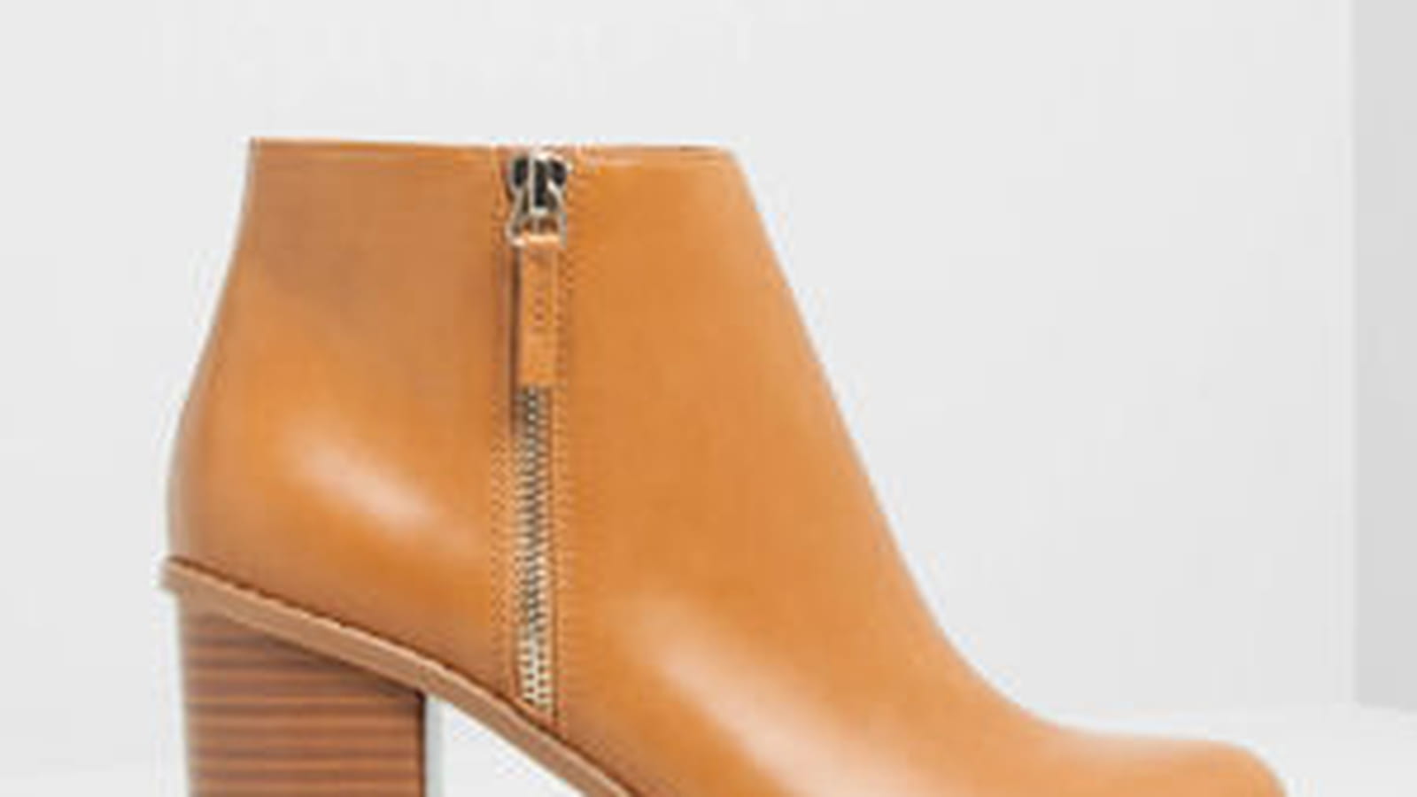 Boots Pull & Bear