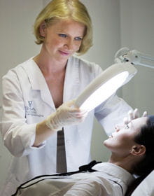 acide hyaluronique 220