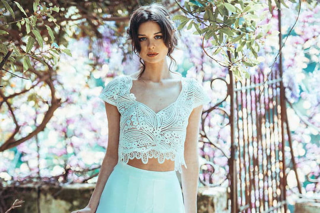 Crop top chic, Elsa Gary 2022