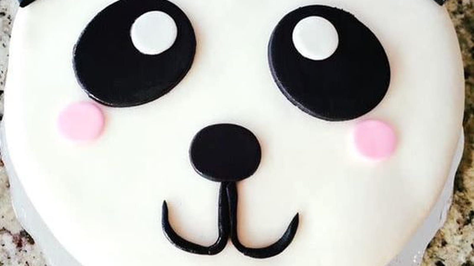 Un panda d'anniversaire