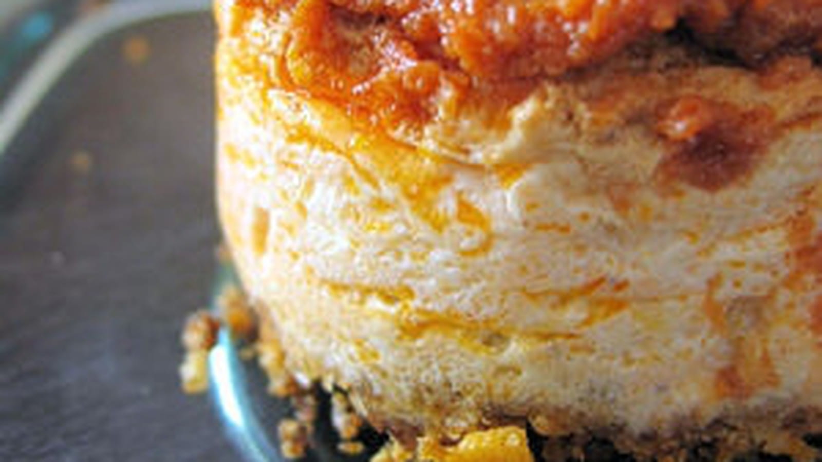 Mini cheesecake au chèvre et aux tomates confites