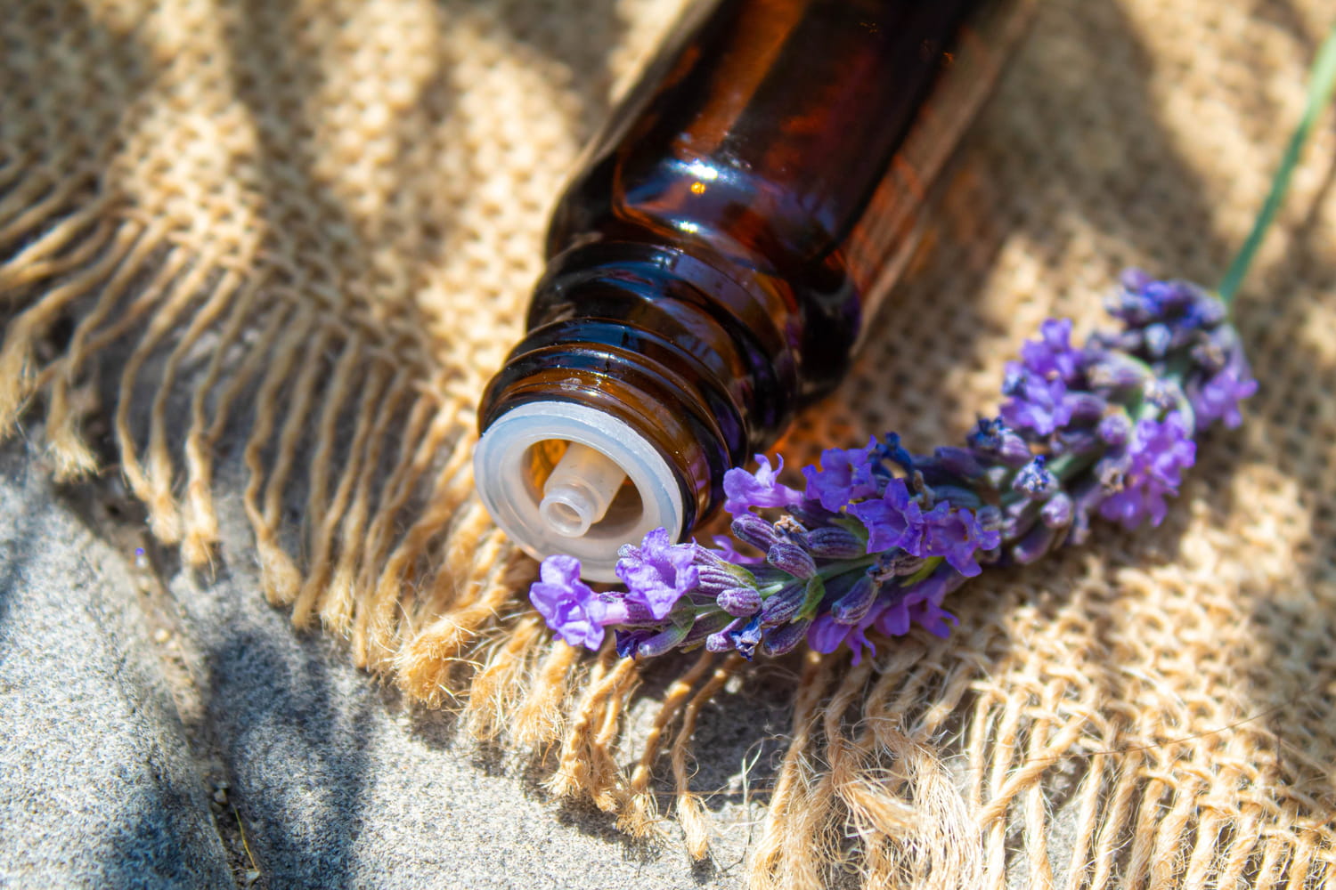 6 essential oils that help you sleep 6 essential oils that help you sleep