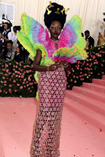 Lupita Nyong'o en Versace