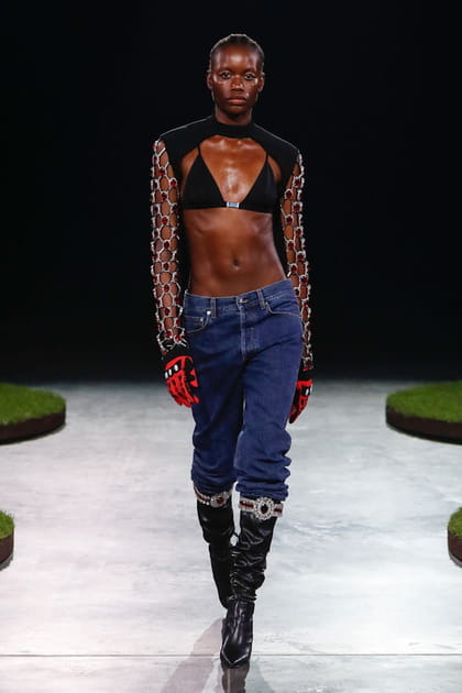 D&eacute;fil&eacute; David Koma automne-hiver 2022-2023