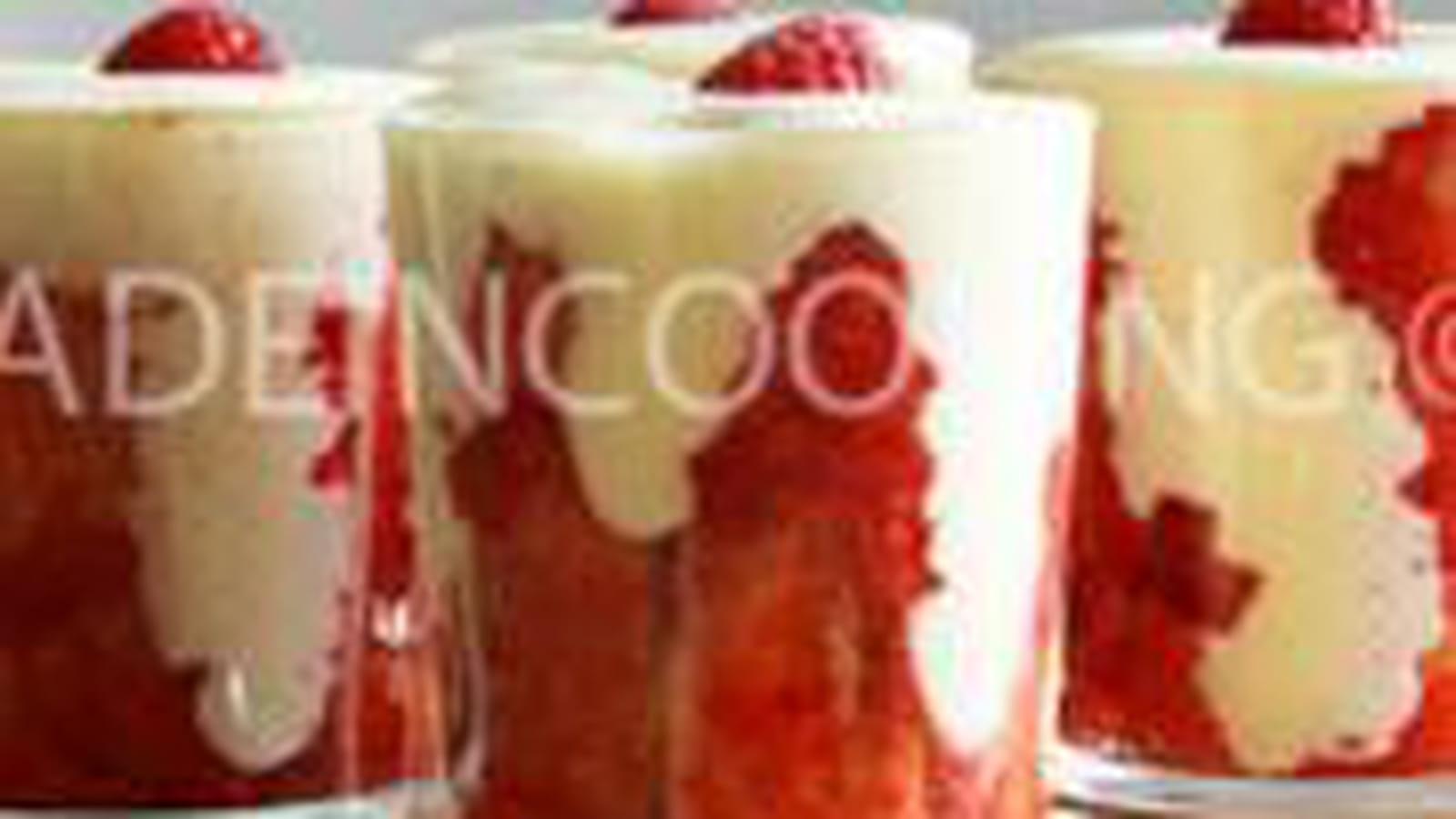 Tiramisu aux framboises et aux fraises