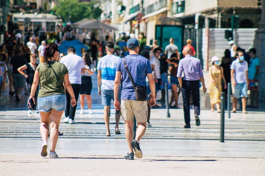 C'est &agrave; cette date que les grosses chaleurs d&eacute;barquent&nbsp;: l'&eacute;t&eacute; va vraiment commencer sur toute la France