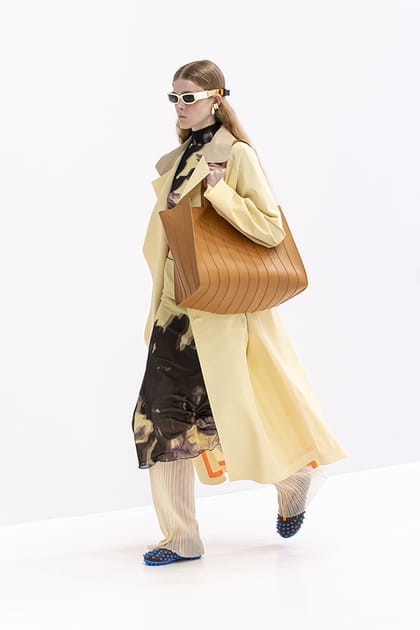 D&eacute;fil&eacute; Sunnei printemps-&eacute;t&eacute; 2022