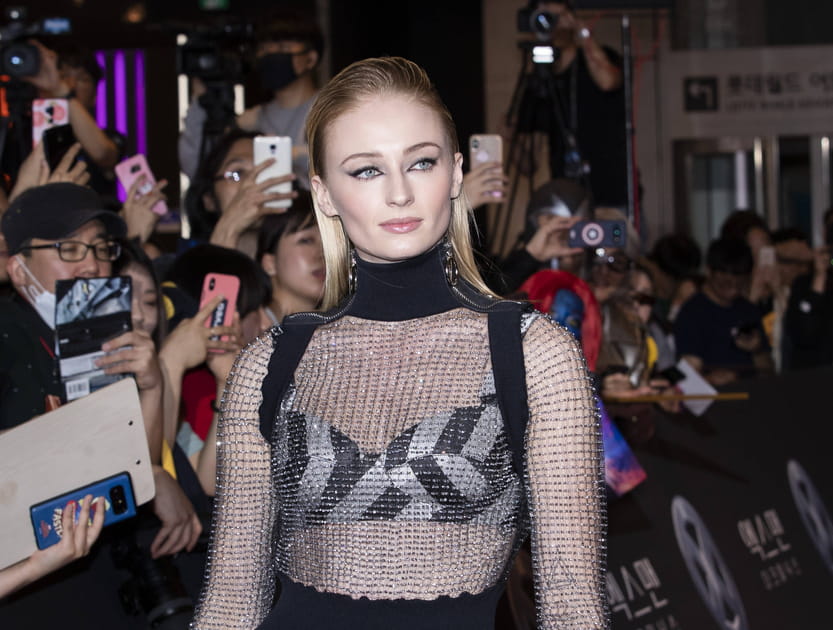 Flop&nbsp;: Sophie Turner et sa coiffure trop futuriste