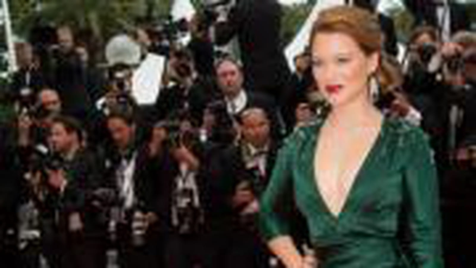 Léa Seydoux, précieuse en Prada