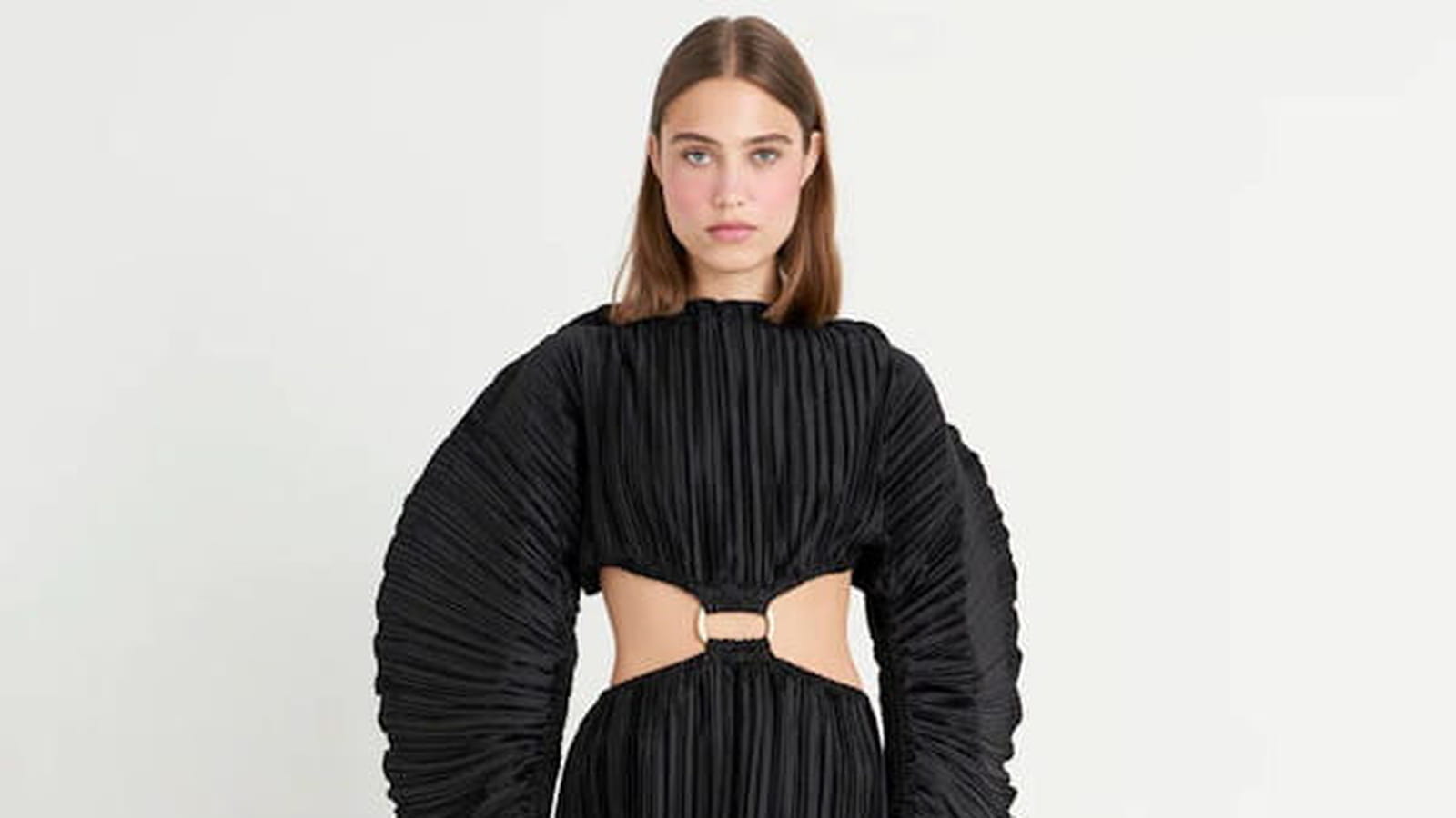 Robe noire Cult Gaia