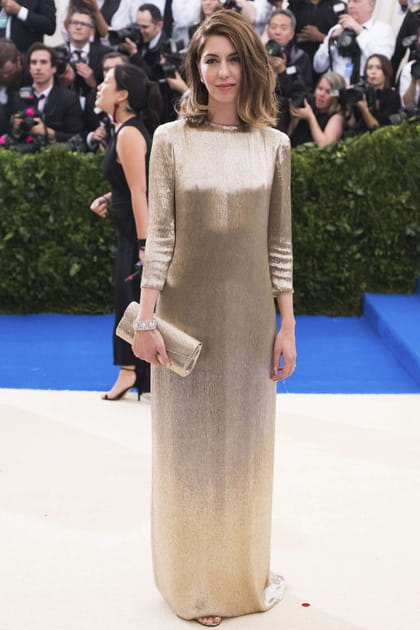 Sofia Coppola en robe longue dorée