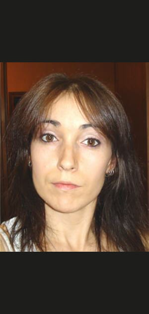 De la poudre de soleil sur les pommettes de Virginie