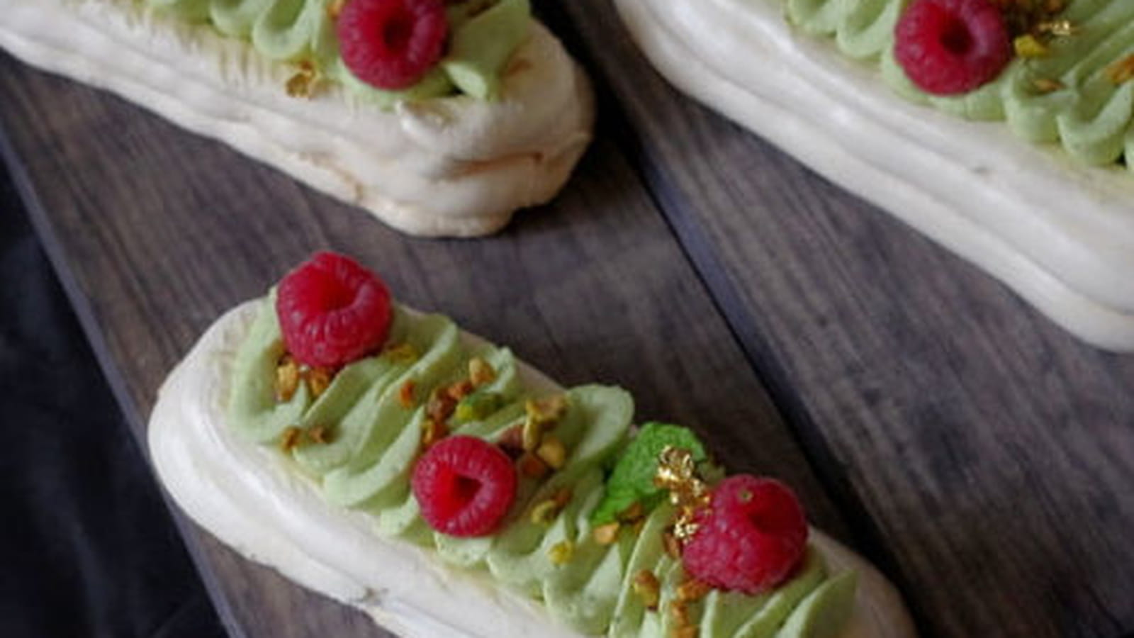 Pavlova framboises pistache