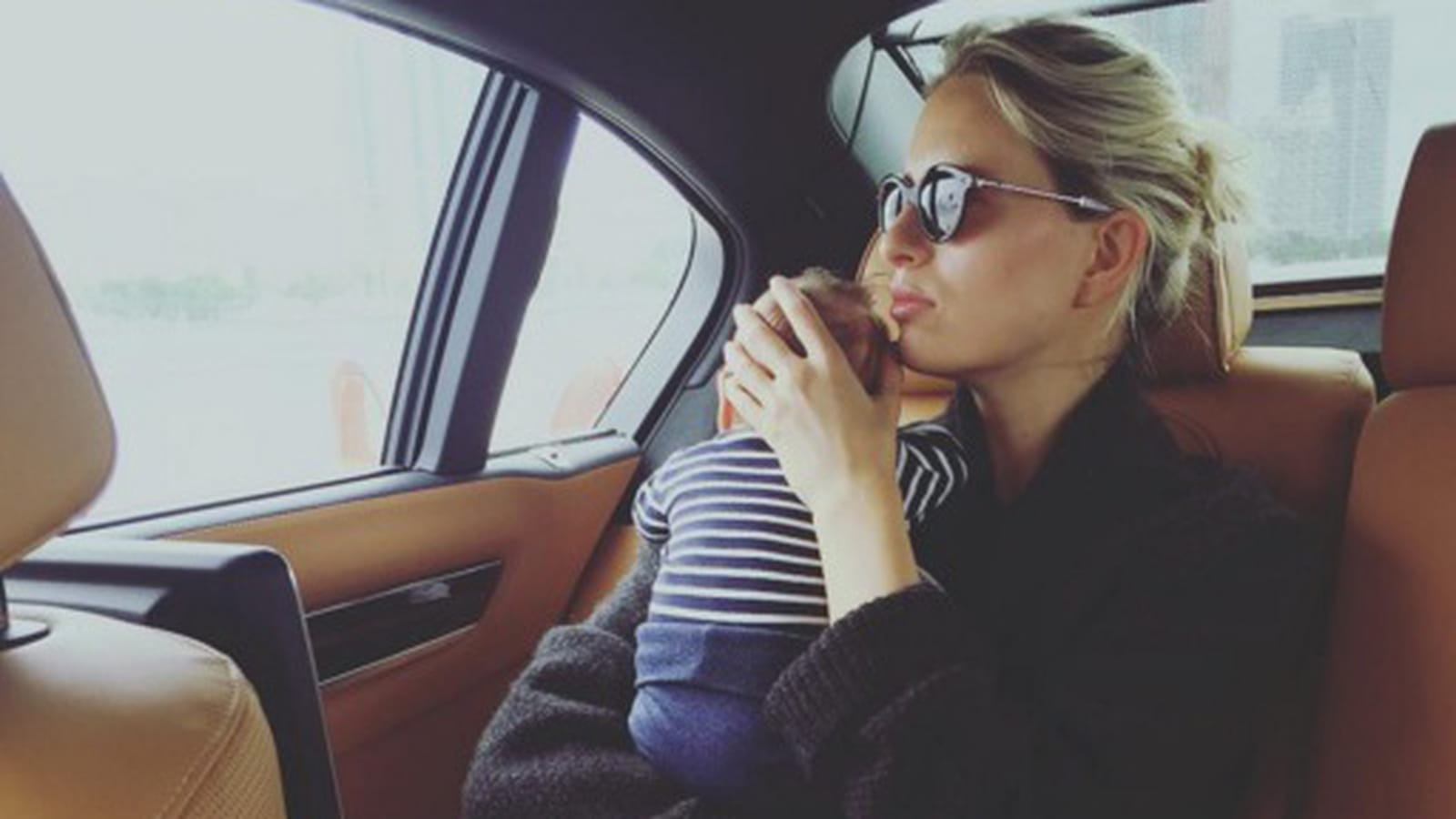 Karolina Kurkova instagram