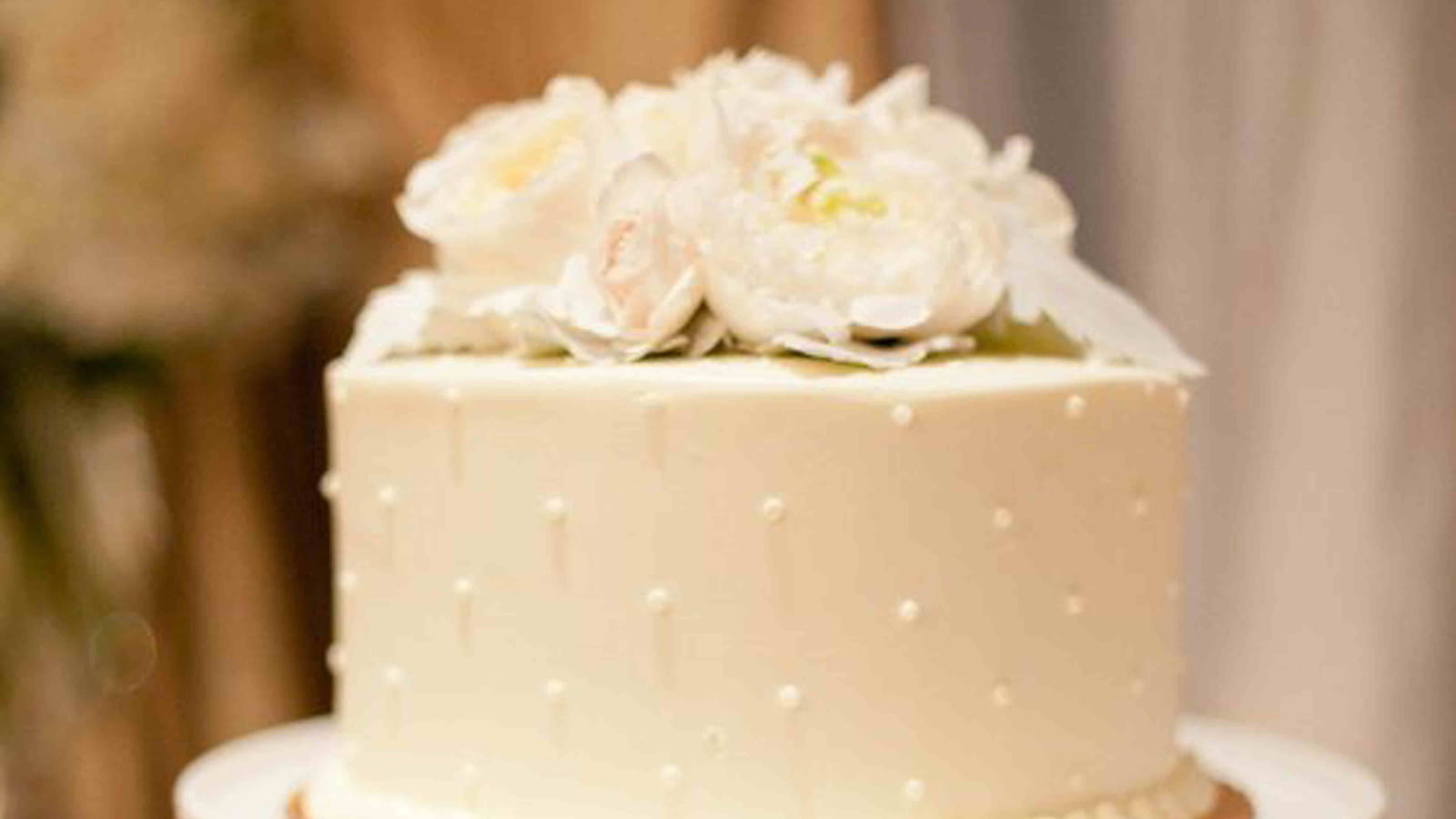 Wedding cake plumetis