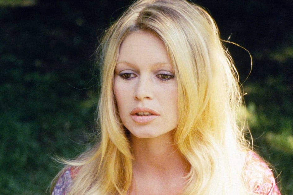 Les paupi&egrave;res lilas de Brigitte Bardot
